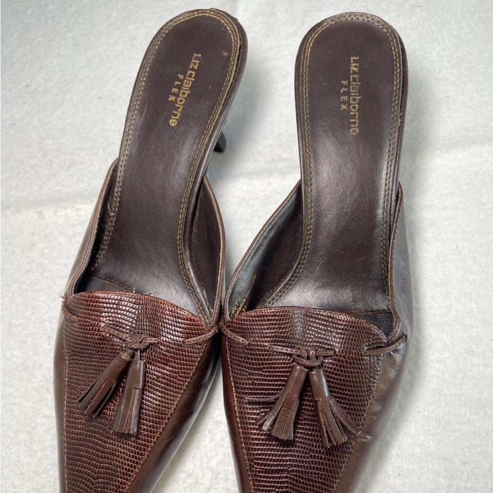 Liz Claiborne Brown Leather Mules with Classic Design